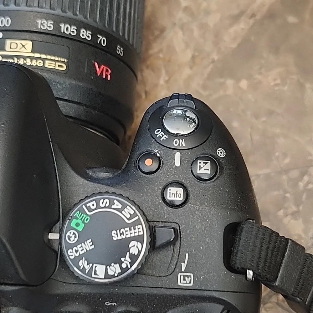Nikon D5100 DSLR Body